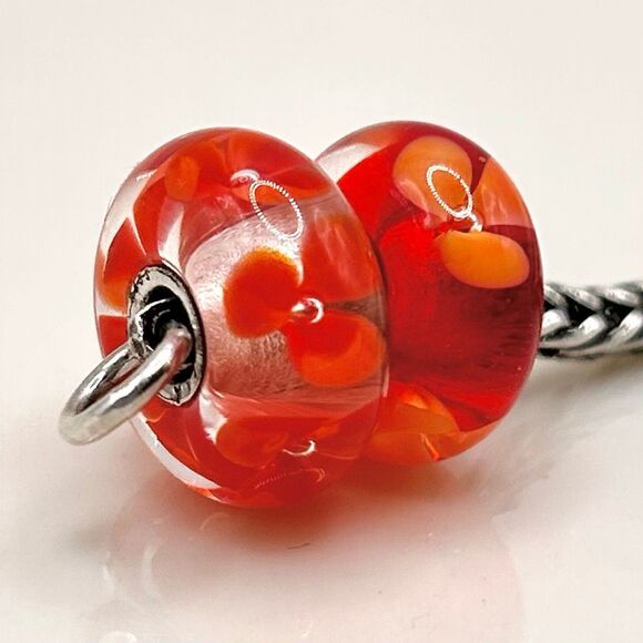 TROLLBEADS Lot Of 2, Coral & Peach Flower LAA 925S NEW Condition! - Picture 1 of 6